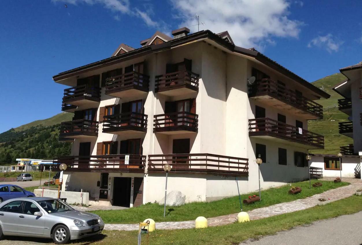 Apartamento Monolocale A Passo Tonale Passo del Tonale Exterior foto